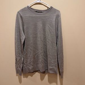 Basic neutral sweater, great for fall!